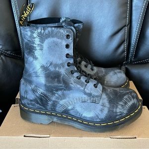 Dr. Marten’s - 1460 Pascal - Tie Dye Printed Suede - Black/Charcoal Grey